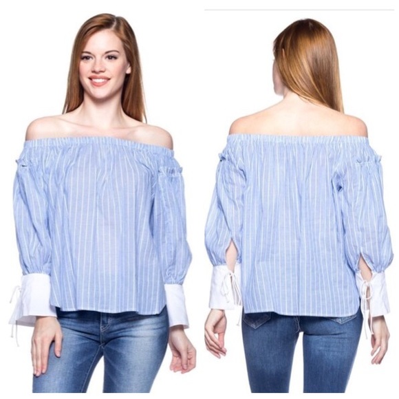 Tops - Off-the-shoulders blouse